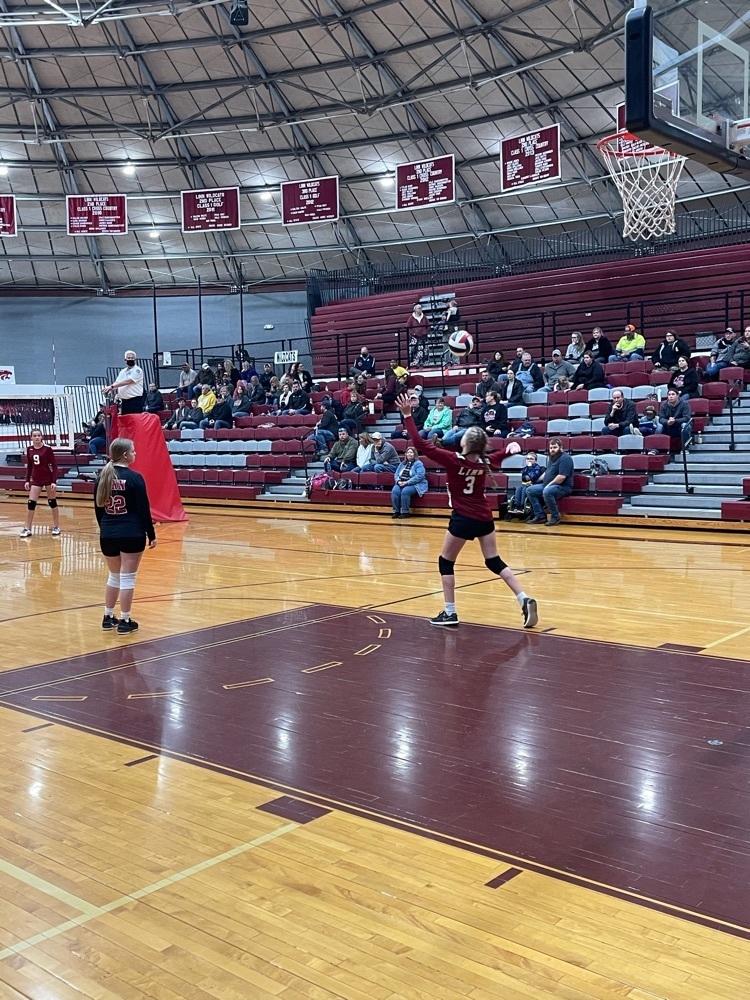 Linn Volleyball